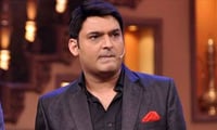 নয়া লুকে কপিল